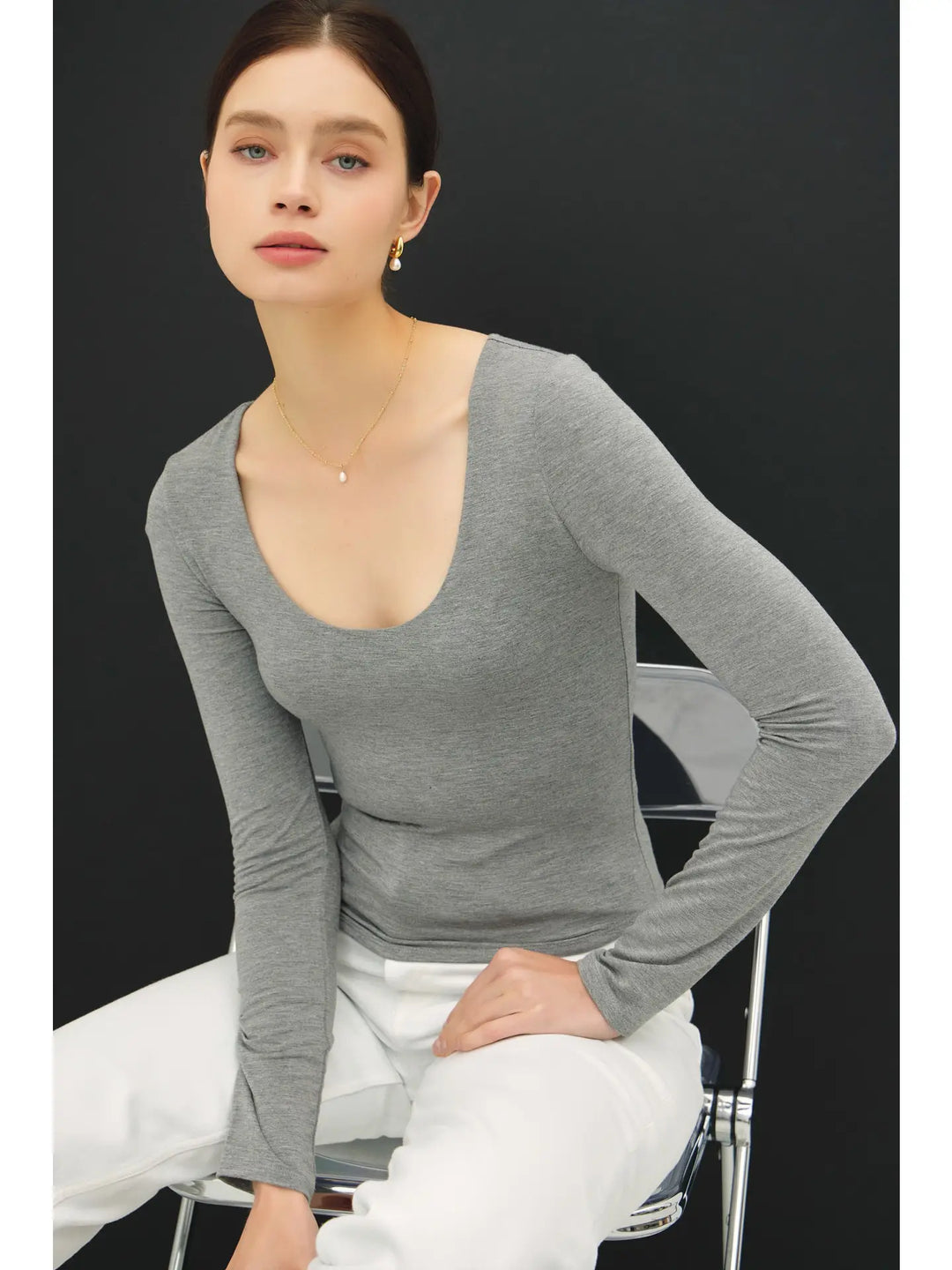 Cropped Scoop Neck Long Sleeve Top