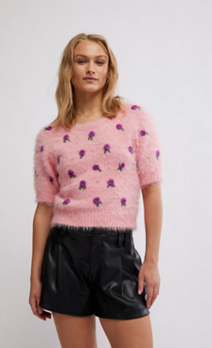 Winter Blooms Pullover