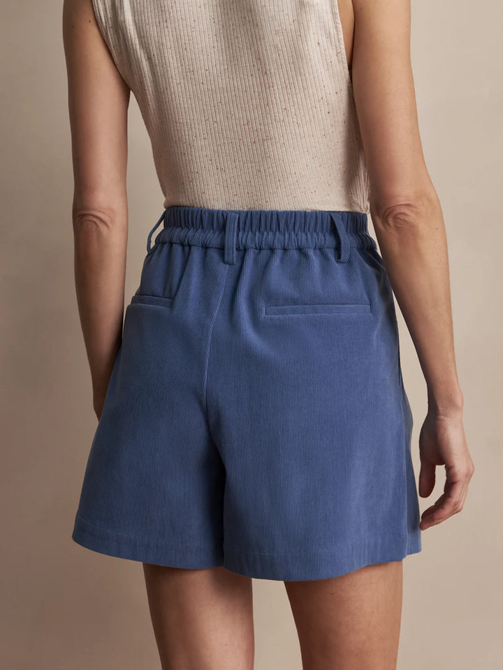 Jorden Pleat Short 4.5