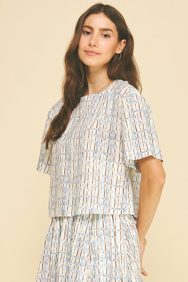 Geometric Print Short Sleeve Blouse