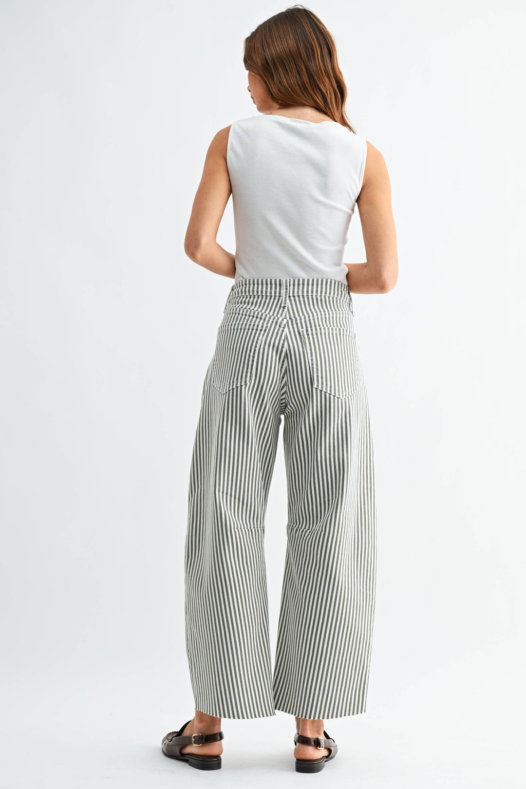 Barrel Jean w/ Seams