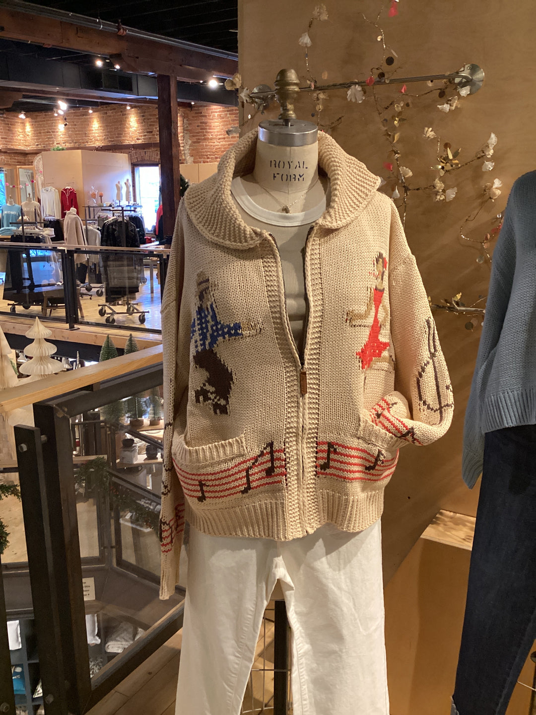Dancer zip sweater