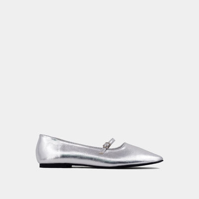 Adele flats