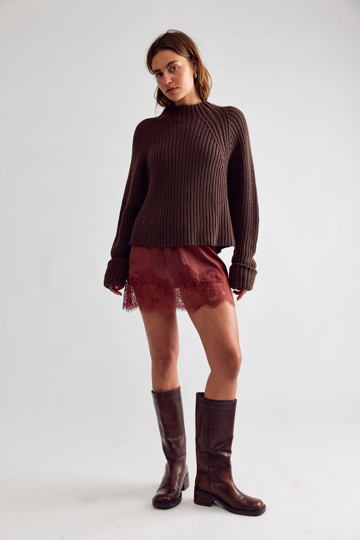 Low Tide Pullover in Chocolate