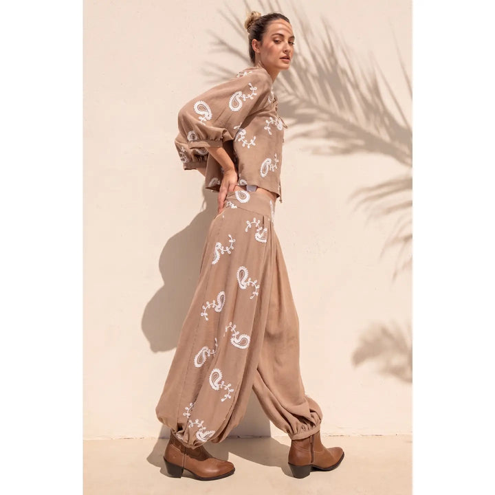 Embroidered Pant