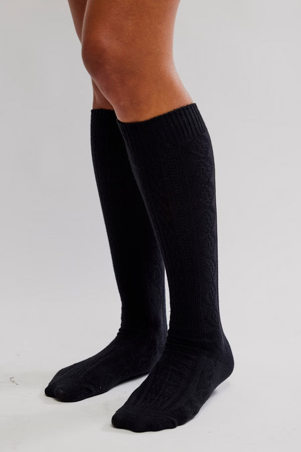 Essential Knee High Sock in Black
