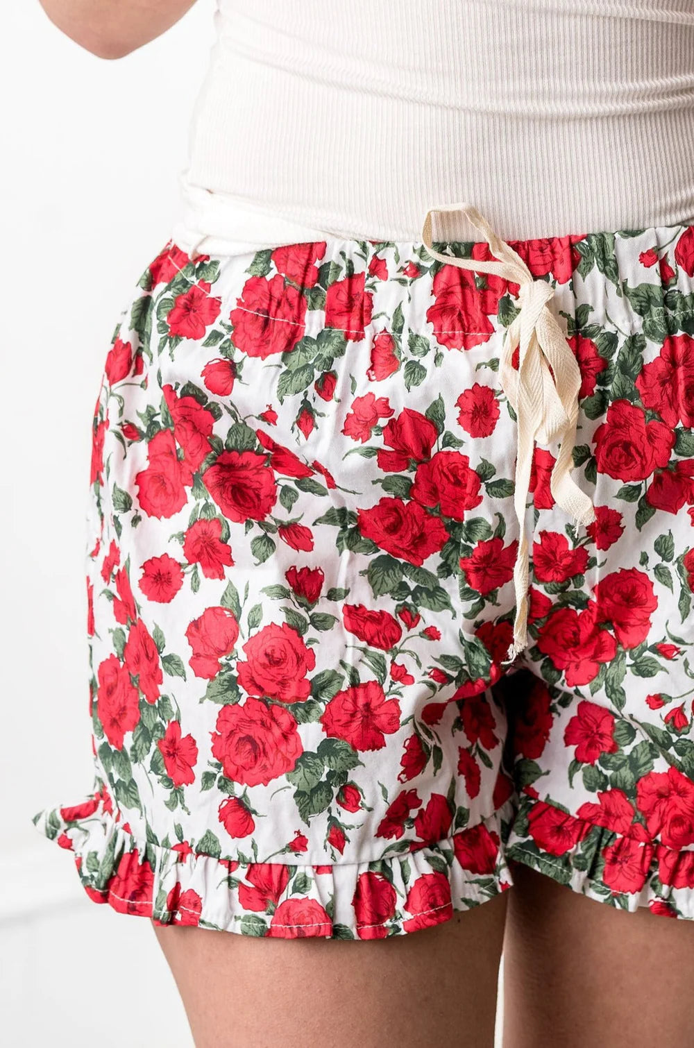 Fleur Ruffle Short Rouge
