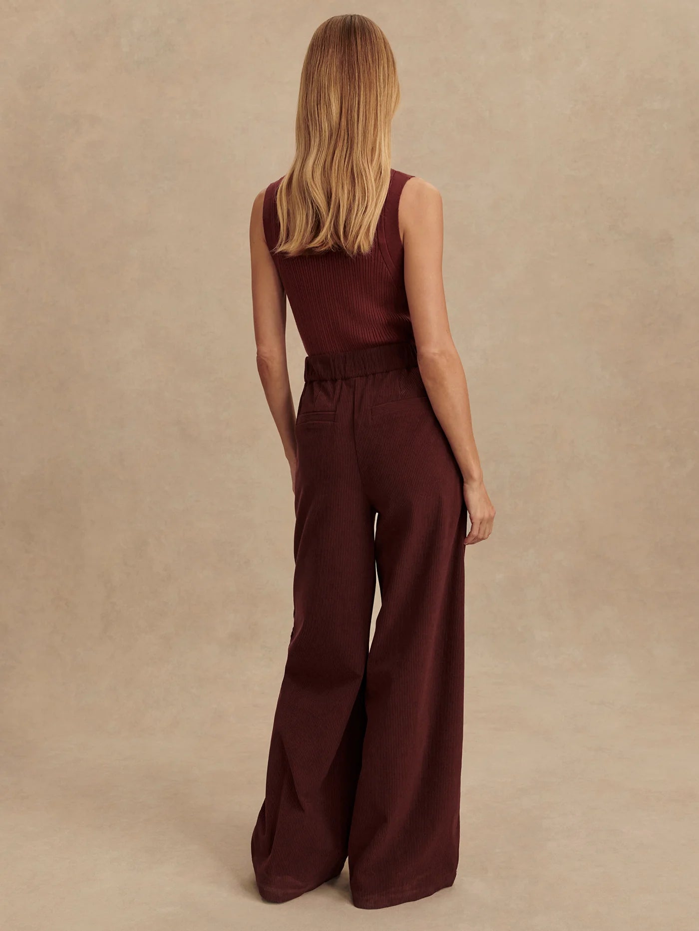 Floris Wide Leg 29.5 in Decadent Chocolate