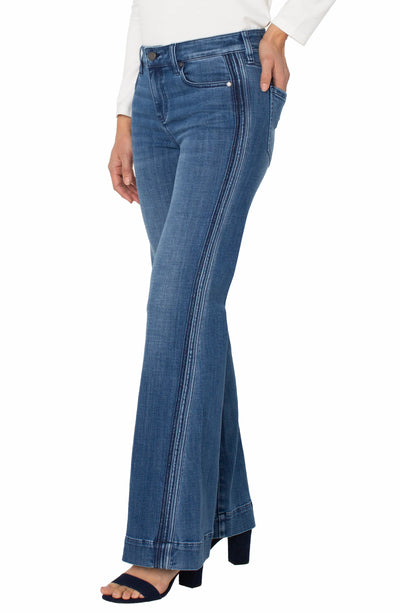 Hannah Flare w/self Trim 32" ins