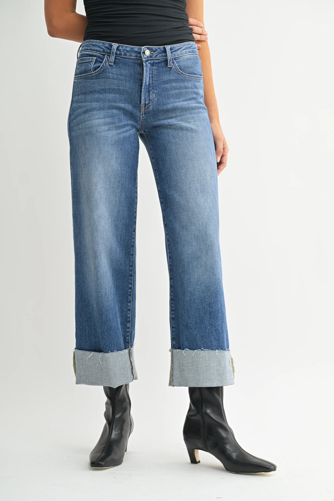 Scissor cut cuffed slim wide jean
