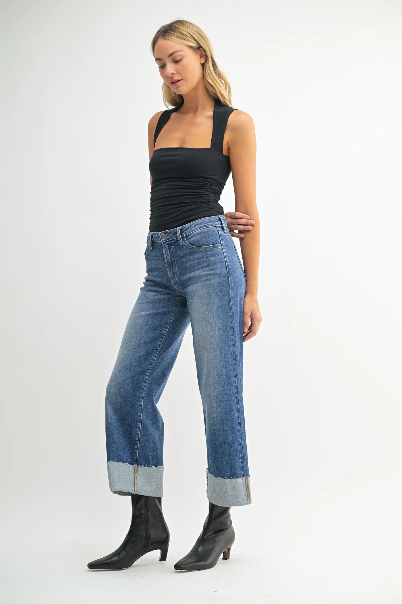 Scissor cut cuffed slim wide jean
