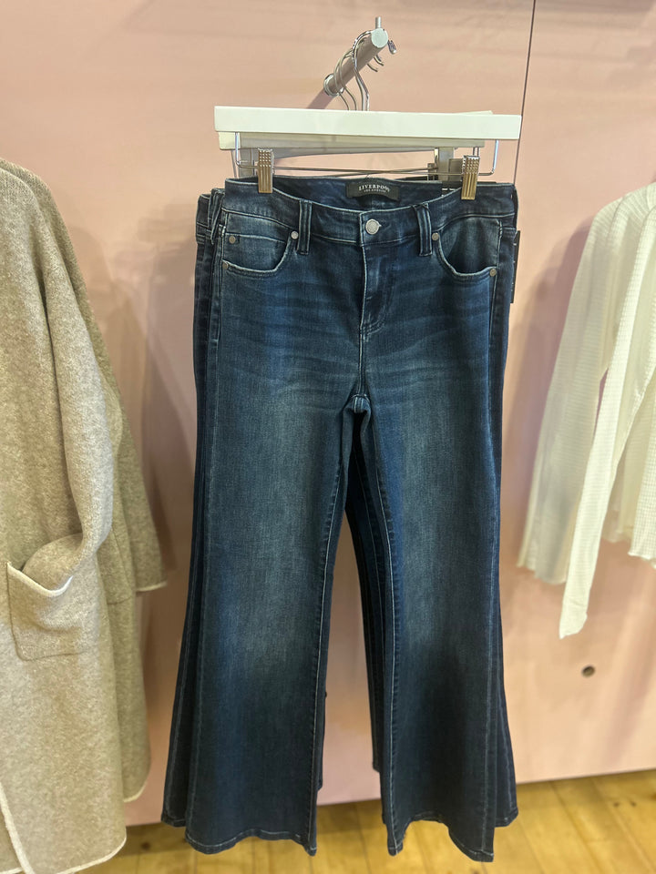 Lucy Bootcut 32" ins