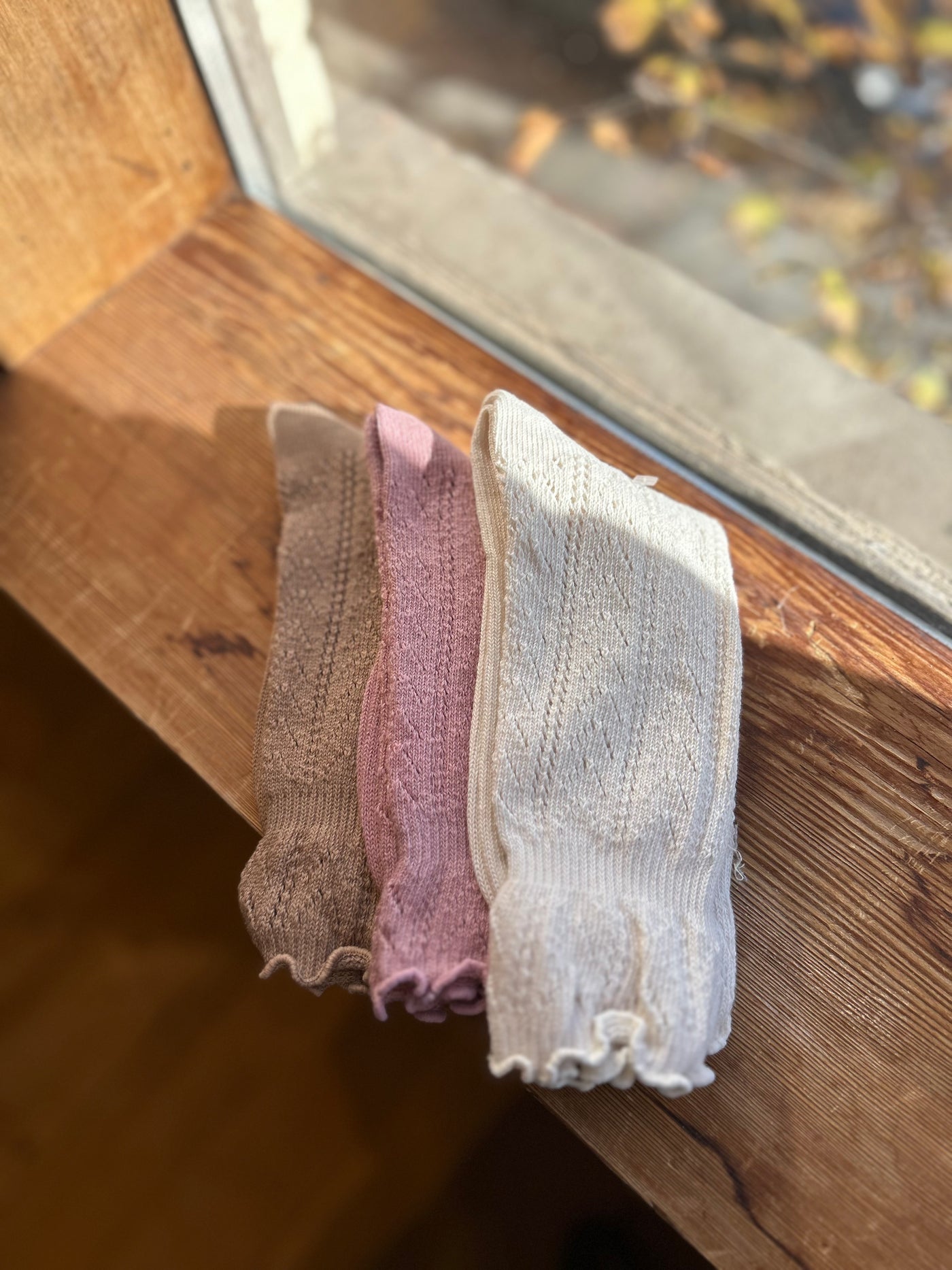 Women's Ruffle Pointelle Crew Socks