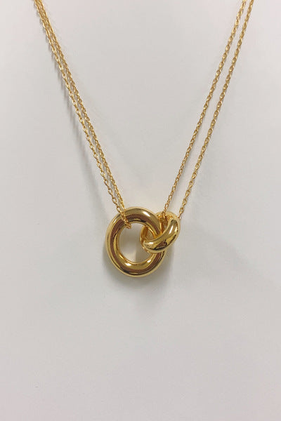 Bold Linked Ring Necklace