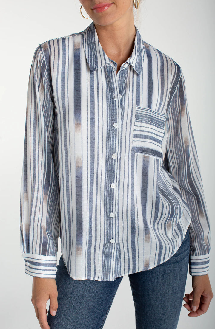 Long Sleeve Button Front Woven Shirt w/ Black Seaming