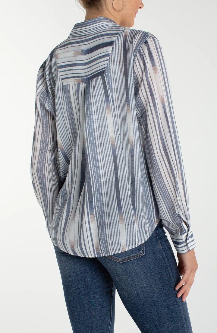 Long Sleeve Button Front Woven Shirt w/ Black Seaming