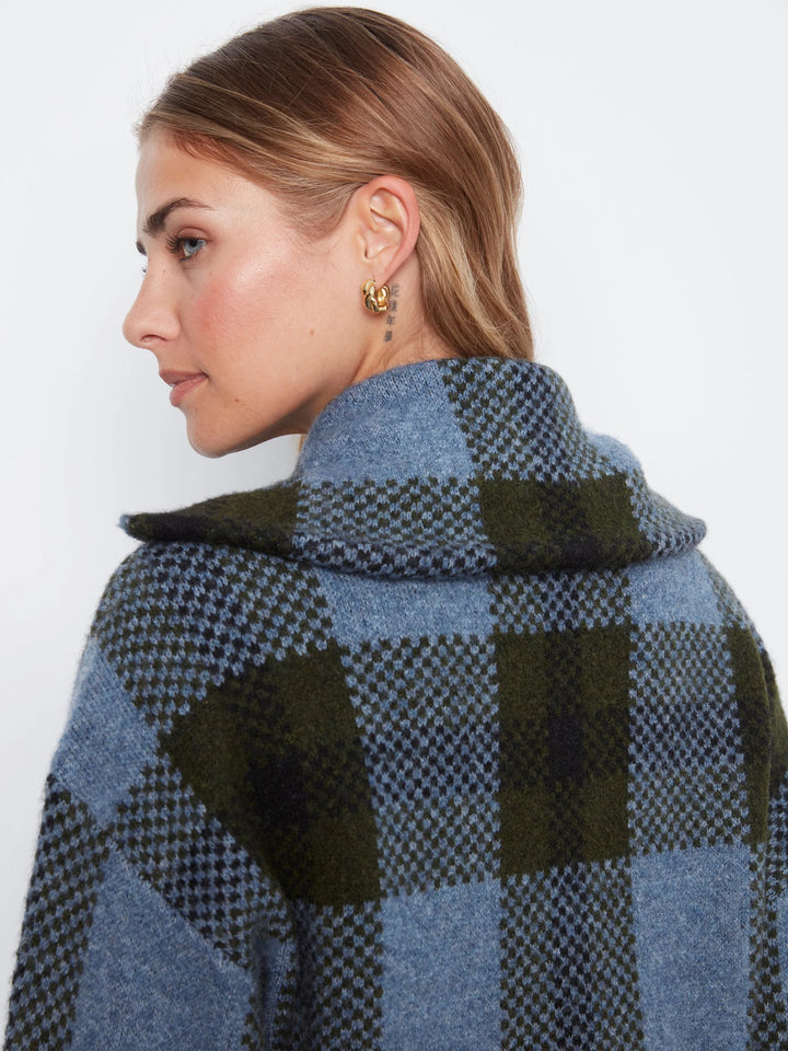 Long Sleeve Front Zip High Collar Cardigan In Plaid Sweater Jacquard