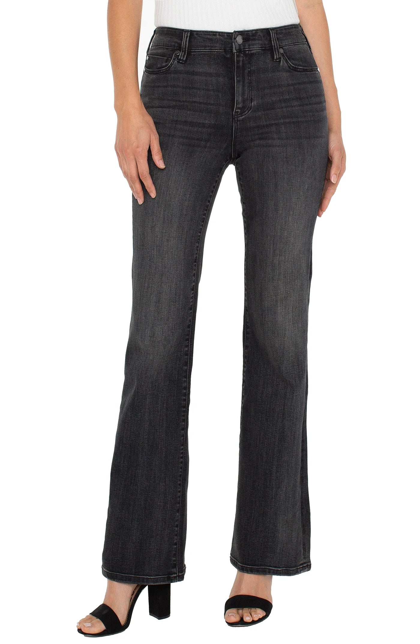 Lucy Bootcut 32" ins in North Loop