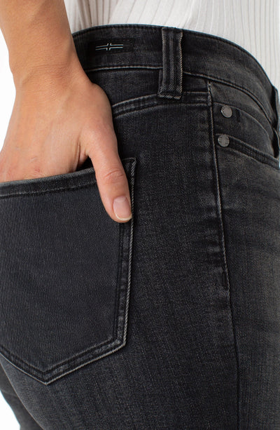 Lucy Bootcut 32" ins in North Loop