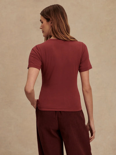 Regina Fitted Tee in New Maroon
