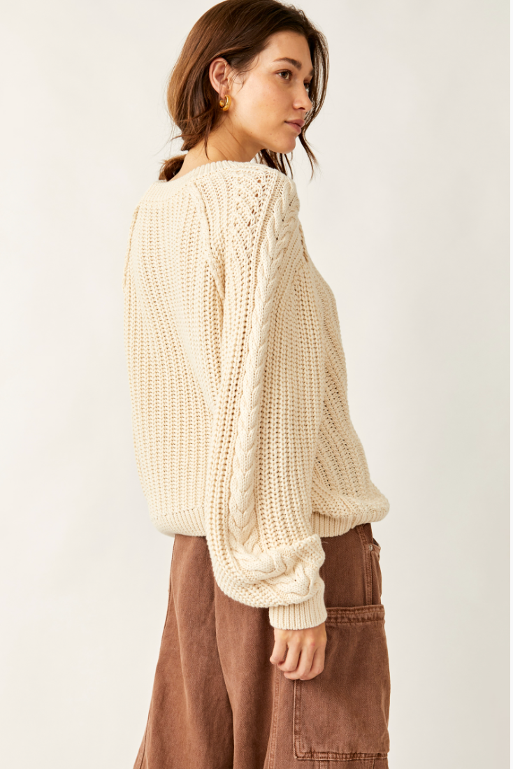 Frankie Cable Sweater in Ivory