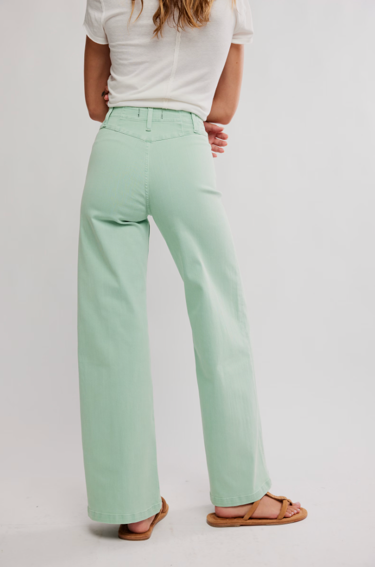 Libre Wide Leg in Cameo Green