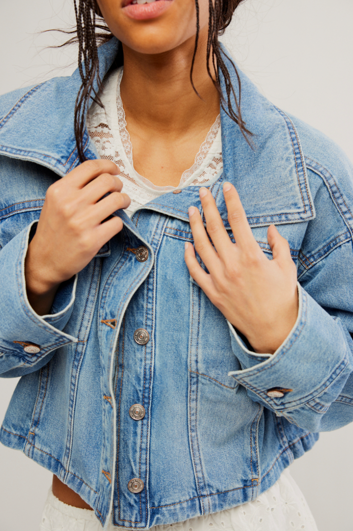 Side To Side Jacket in River Wash