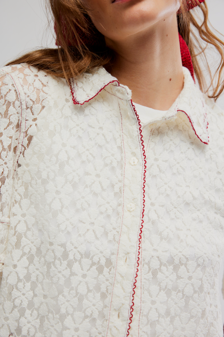 mannie lace buttondown