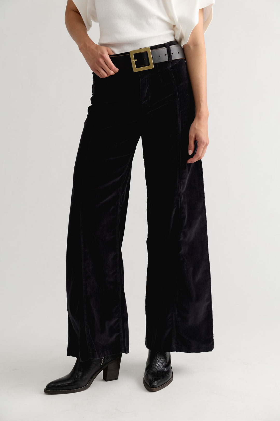 Libre Cord Wide Leg in Tap Shoe