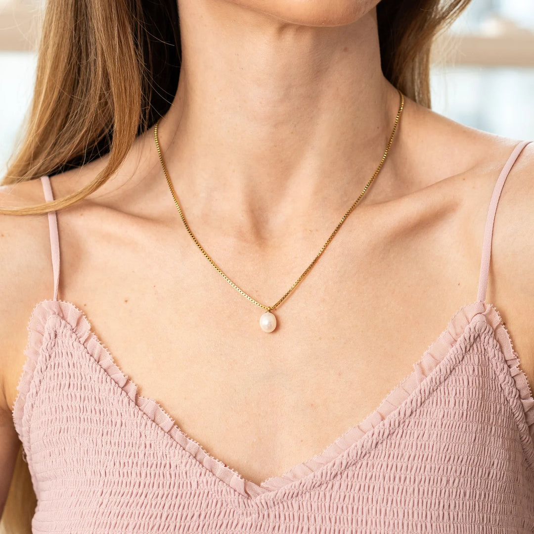 Waterproof Gold Box Chain Pearl Pendant Necklace