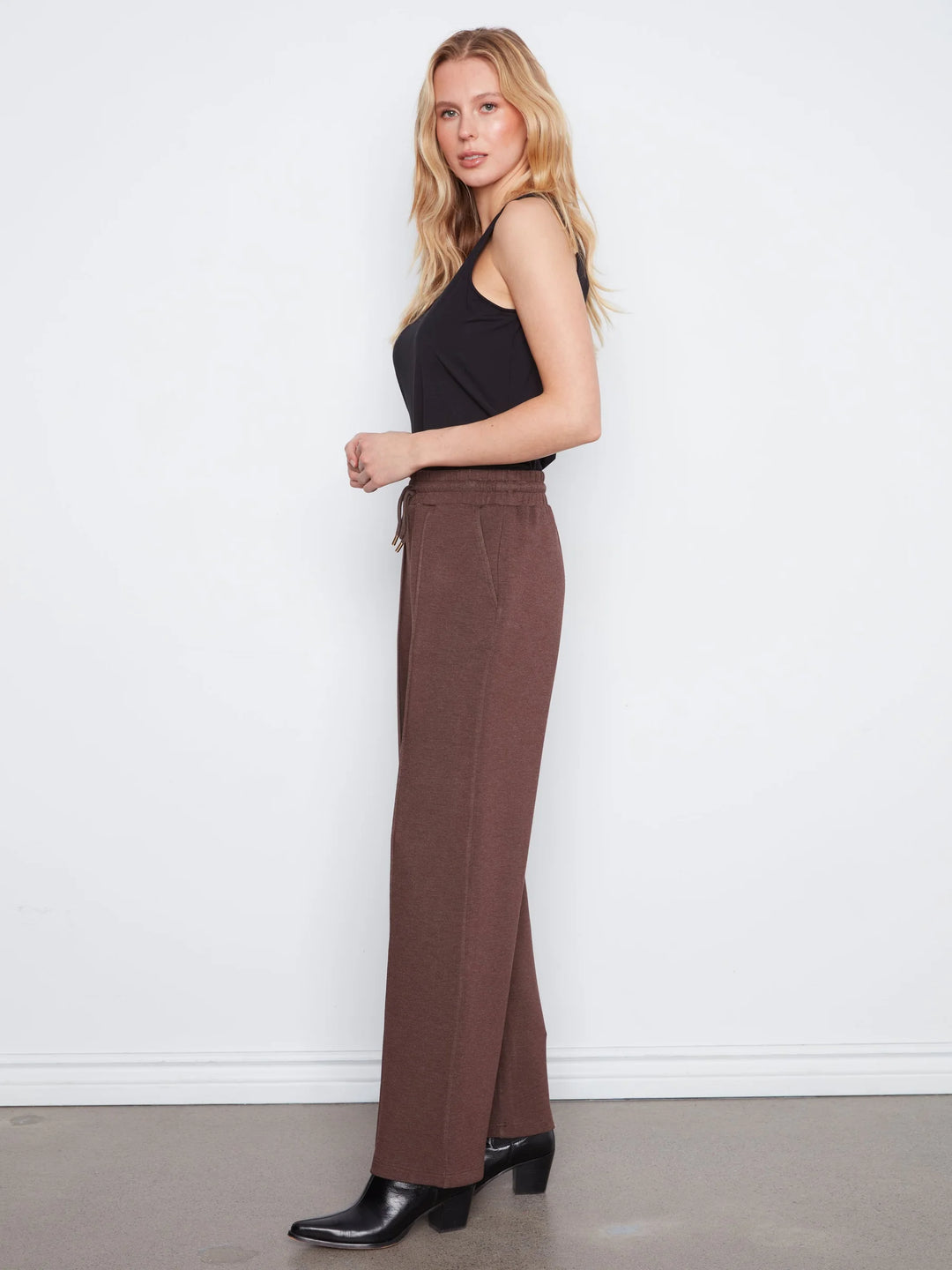 Wide Leg Pin Tuck Pants With Elasticated Waist in Espresso