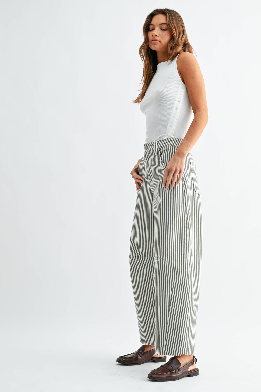 Barrel Jean w/ Seams