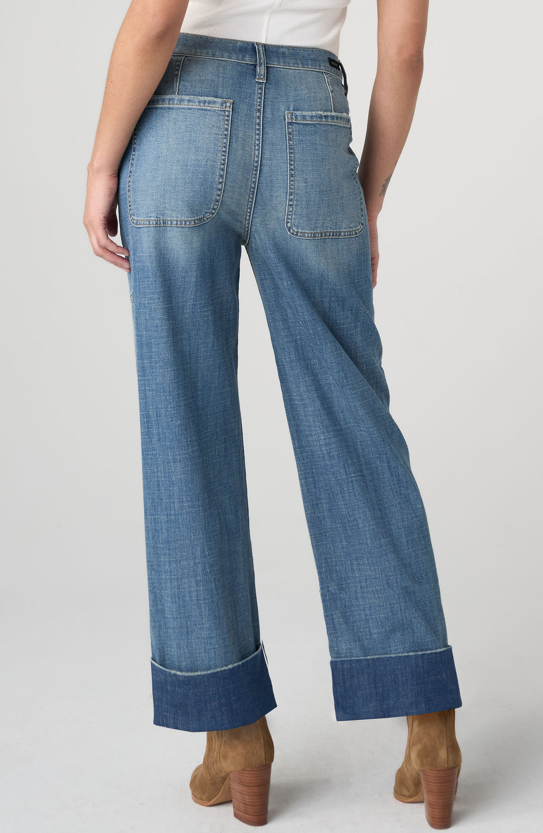 HR Relaxed Straight Utility Pocket