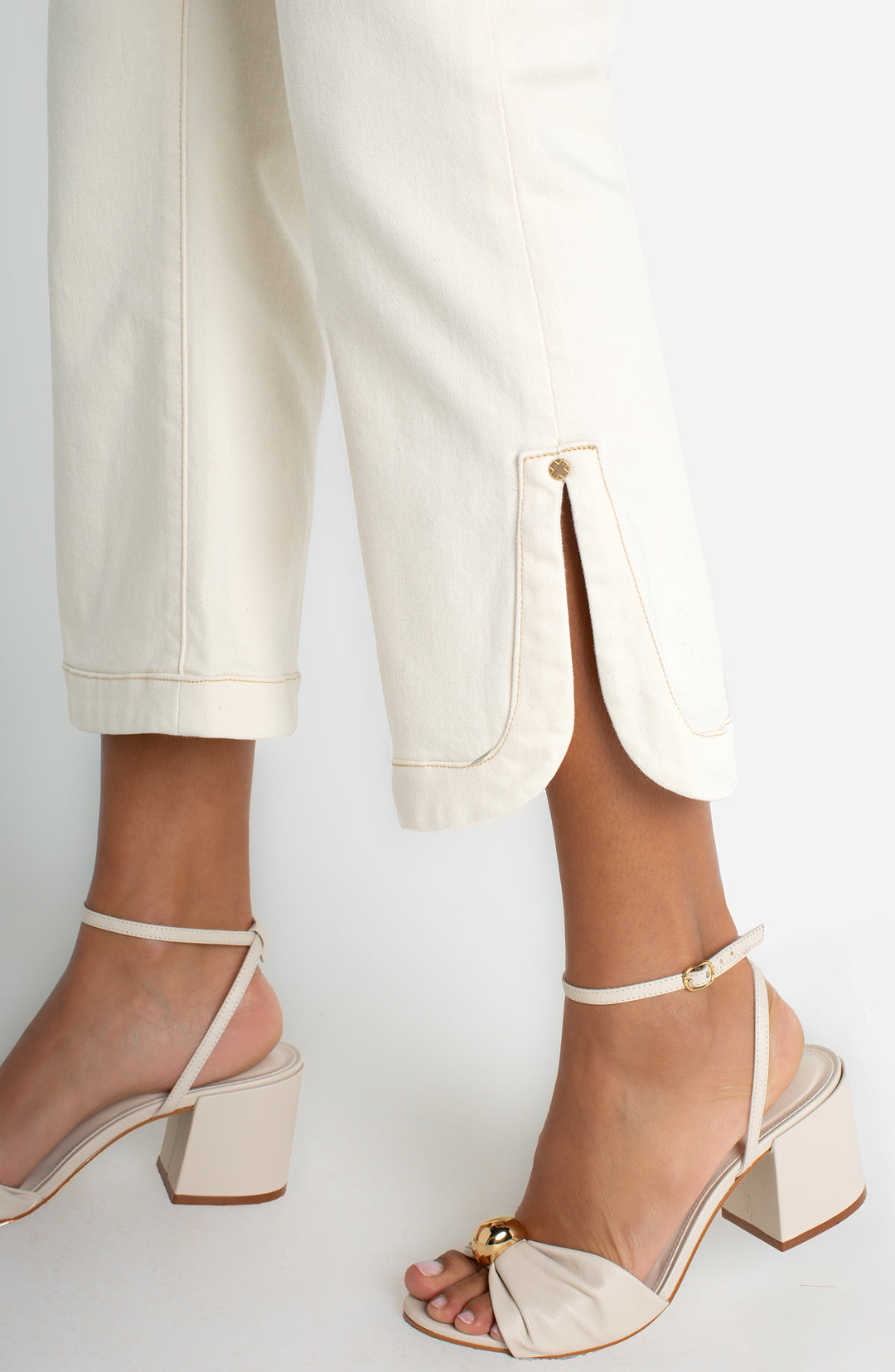 HR Hannah Crop Flare w/ Tulip Hem (25 1/2" inseam)